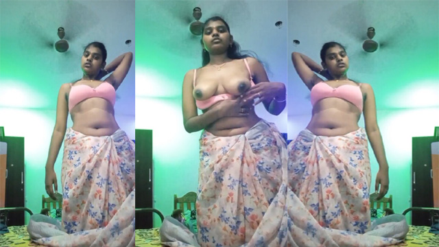 Tamil Cute Young Girl – Boobs Playing Show