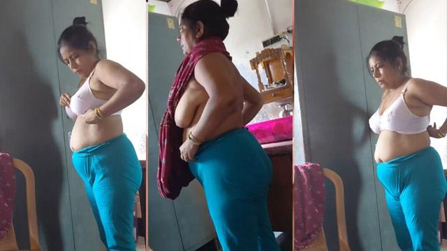 Shameless Hot Bengali Mom – Aunty Nude Video